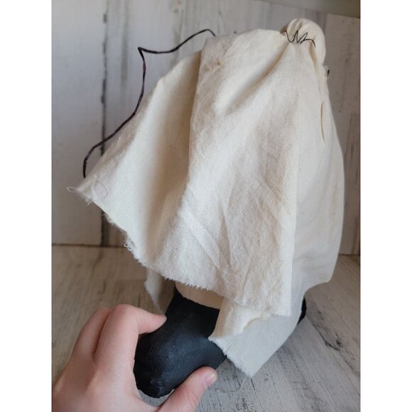 Vintage Ghost Rustic bell mini wreath Halloween home decor - Picture 6 of 6